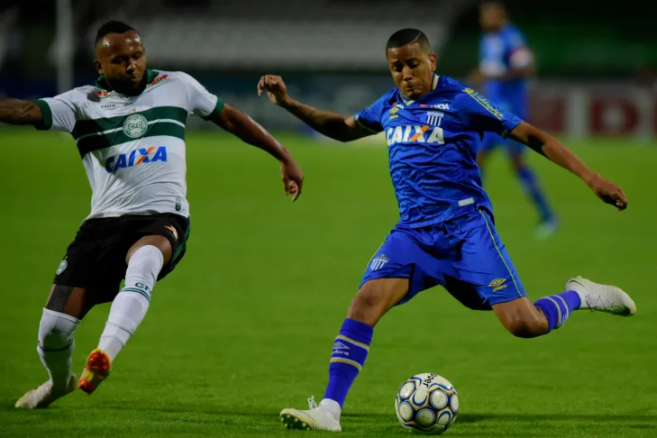 Coritiba x Avaí: times buscam continuar suas fases positivas no Couto Pereira; veja odds Coritiba x Avaí: times buscam continuar suas fases positivas no Couto Pereira; veja odds