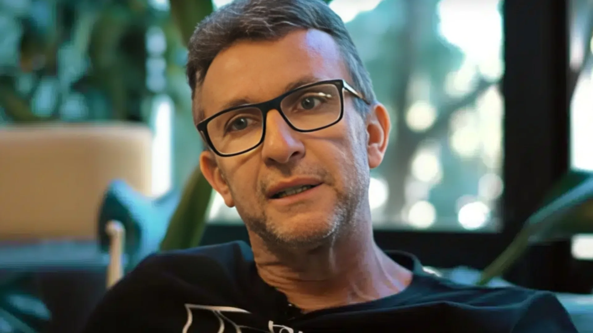 Craque Neto muda palpite sobre título do Brasileirão: “Entra na briga”