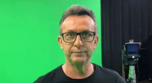 Craque Neto reforça opinião sobre time ‘ajudado’ no Brasil