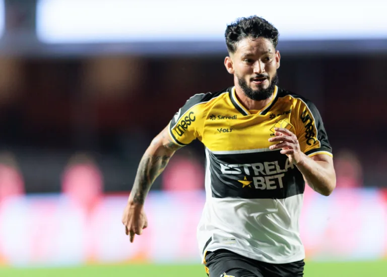 Criciúma e Red Bull Bragantino se enfrentam buscando fugir da zona do rebaixamento; veja odds