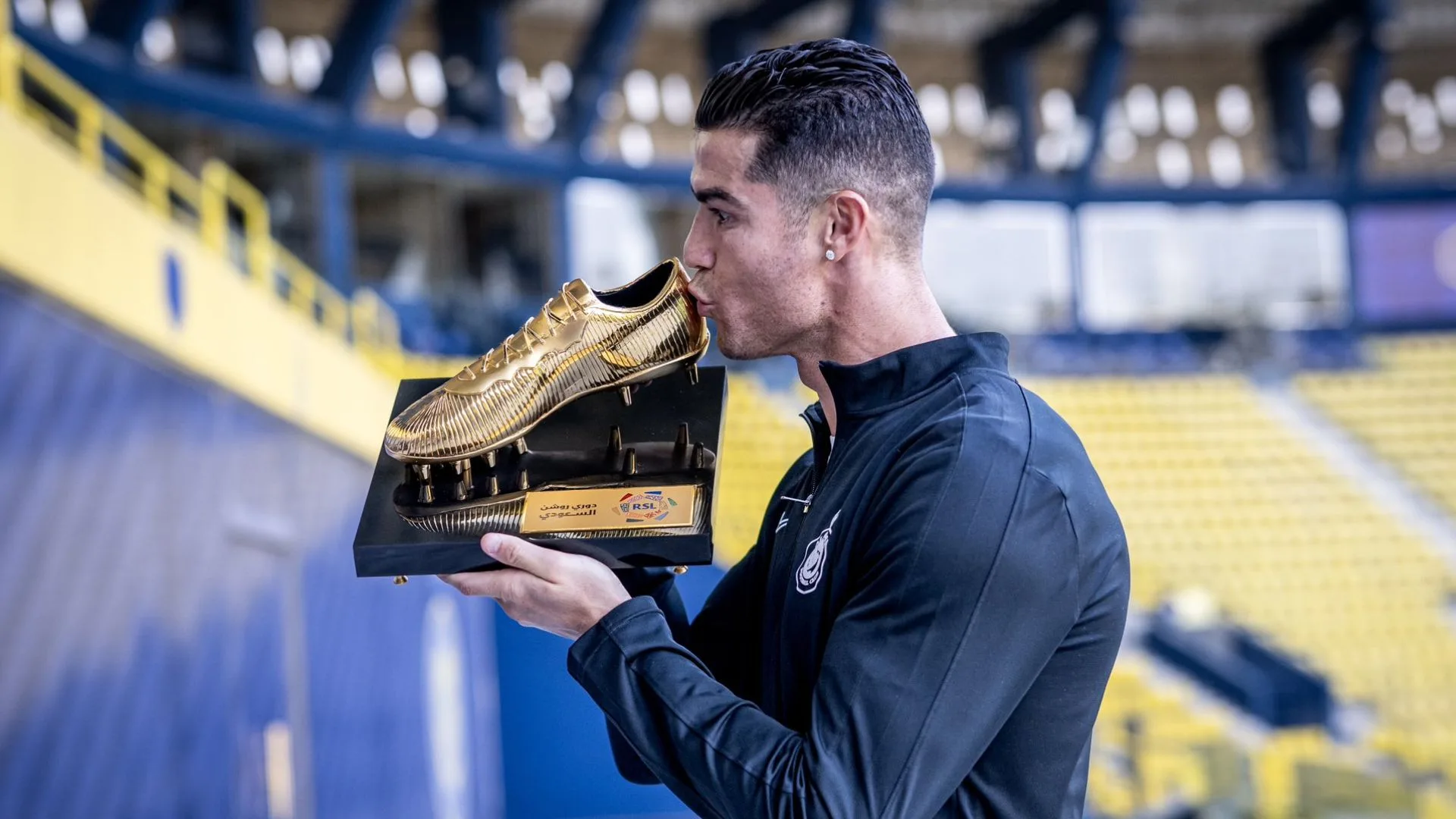 Cristiano Ronaldo traça meta e aponta “diferença” sobre Pelé e Romário