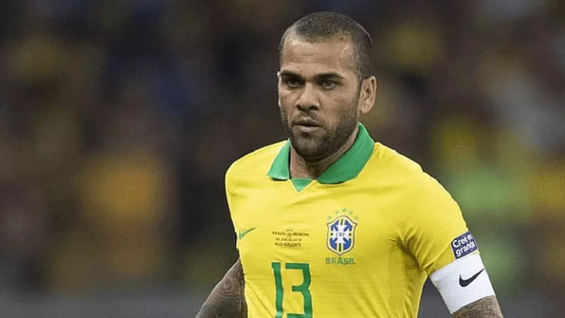 Rumores apontam retorno de Daniel Alves  ao futebol; veja detalhes