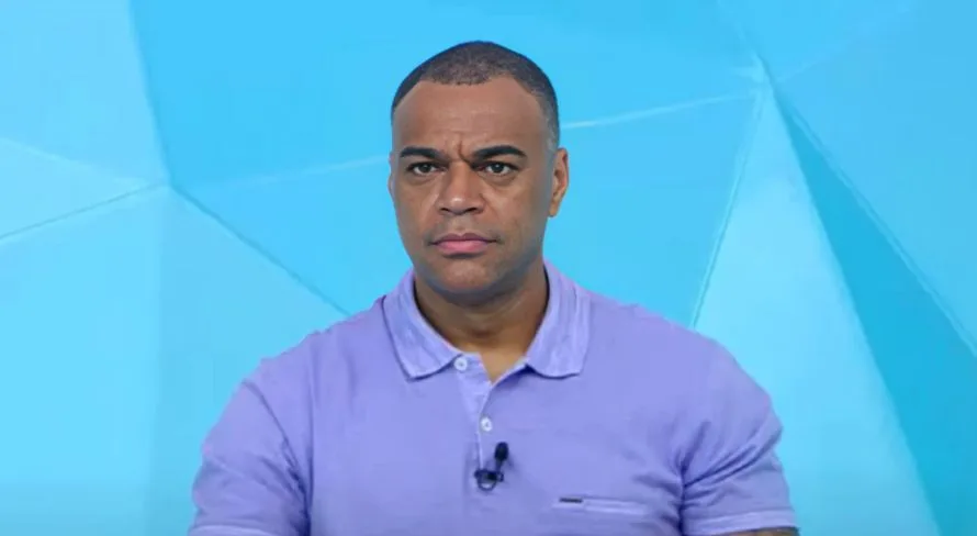 Denílson surpreende e pede atacante na seleção brasileira