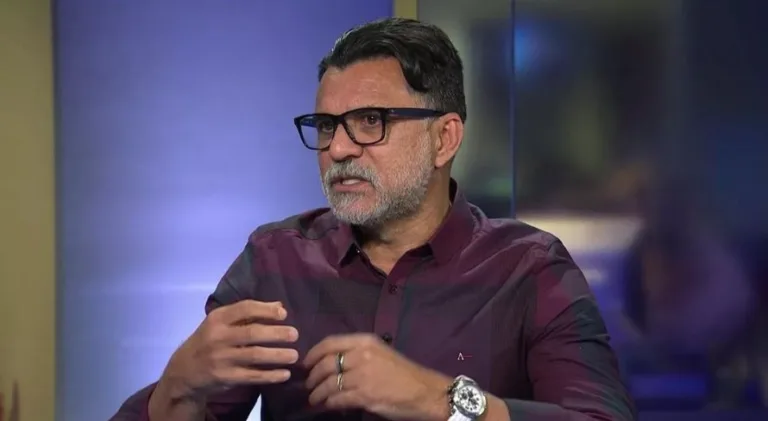 Ricardo Rocha descarta Tríplice Coroa para time brasileiro: “Não tem elenco” 