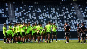 Vasco não terá Coutinho e mais três hoje contra o Athletico; confira