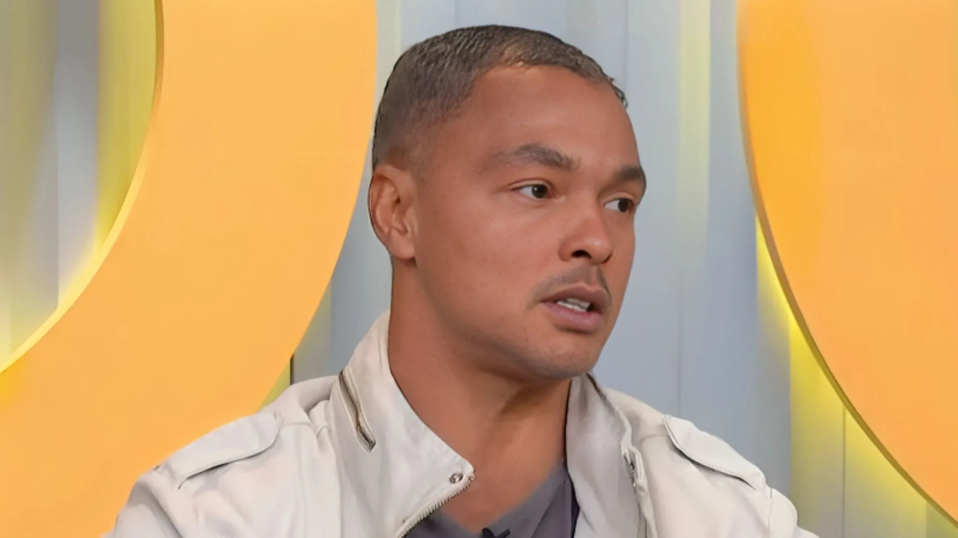 Dodô alfineta goleiro após falha bizarra: “Tá de sacanagem”