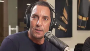 Edmundo prevê “salto de qualidade” ao sinalizar finalista da Copa do Brasil