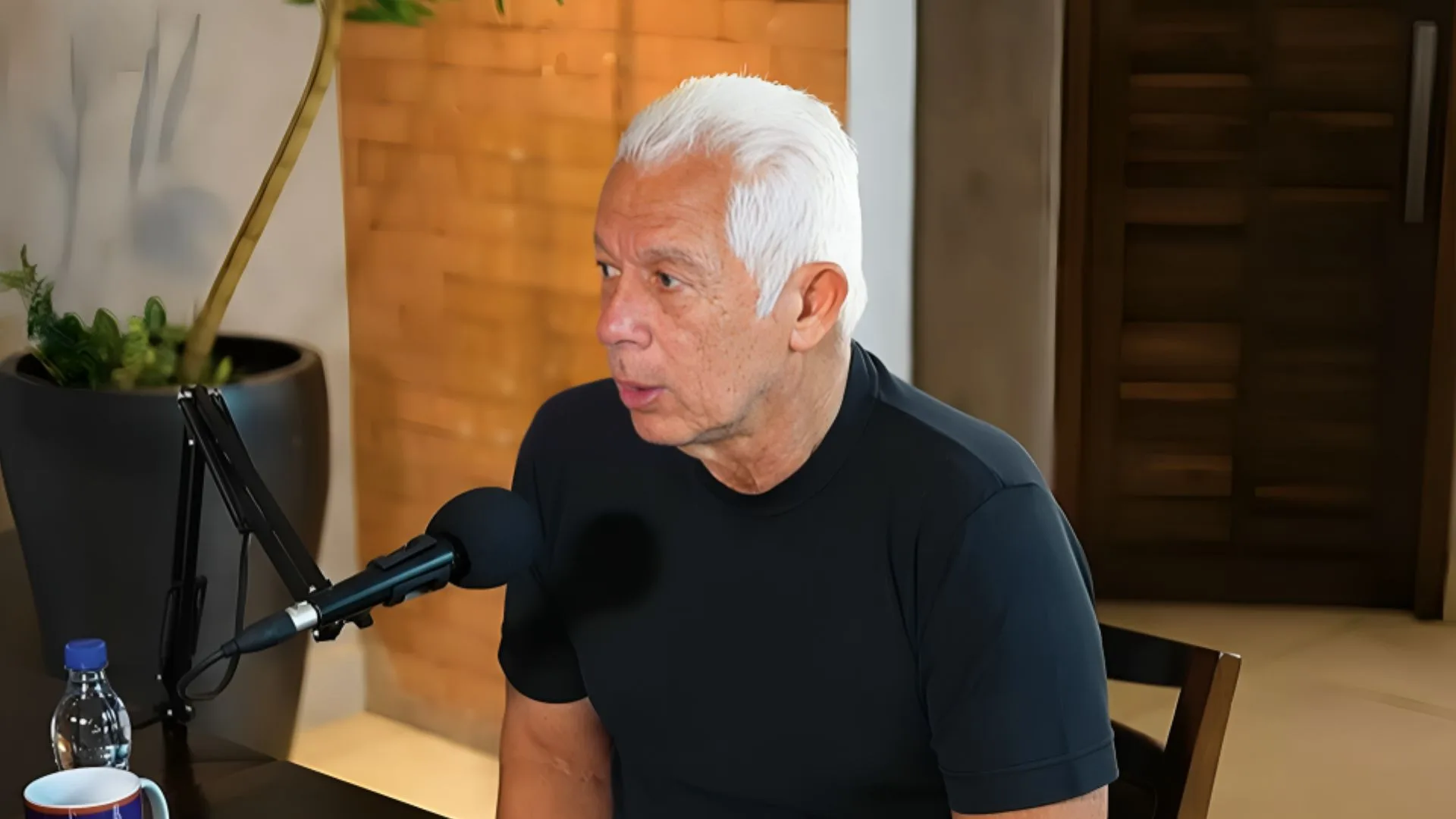 Emerson Leão revela dívida de time do futebol brasileiro: “Não foi pago”