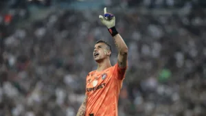 Fábio liga alerta para Atlético-MG x Fluminense no Brasileirão