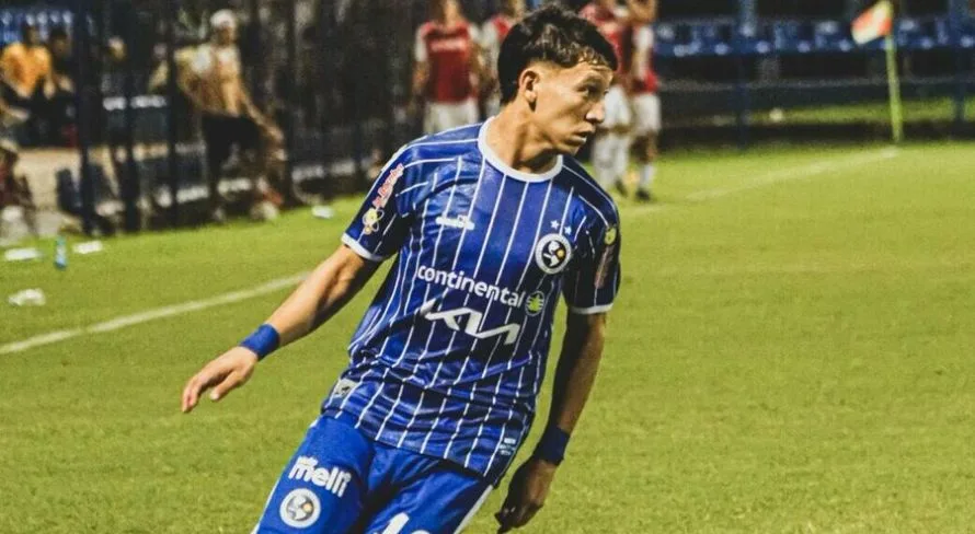 Flamengo anuncia contratação de meia paraguaio para a base