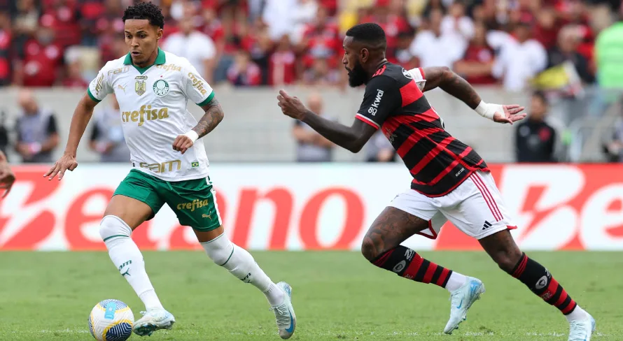 Palmeiras empata no final e tira Flamengo da liderança do Brasileirão