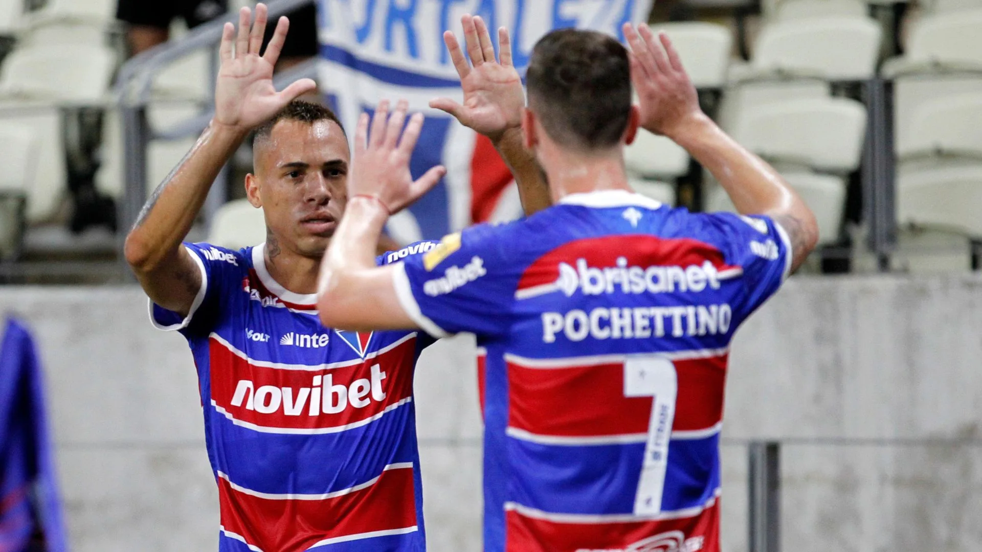 Fortaleza, líder do Brasileirão Série A, tem folha salarial menor que o Santos na Série B; veja valores