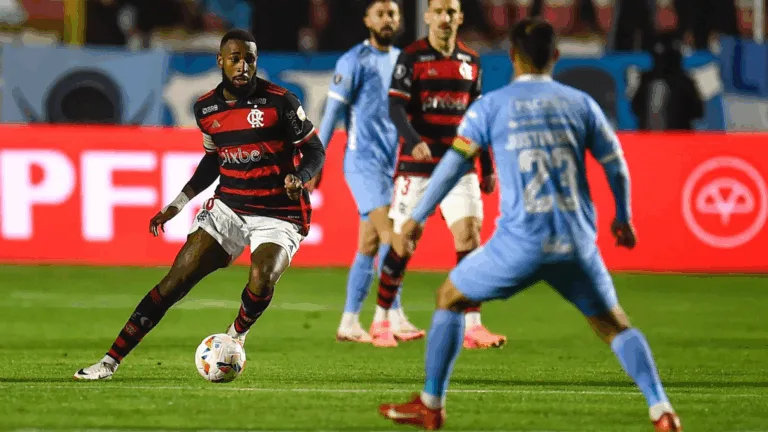 Flávio Prado detona time brasileiro na Libertadores: “Não pode jogar tão pouco”