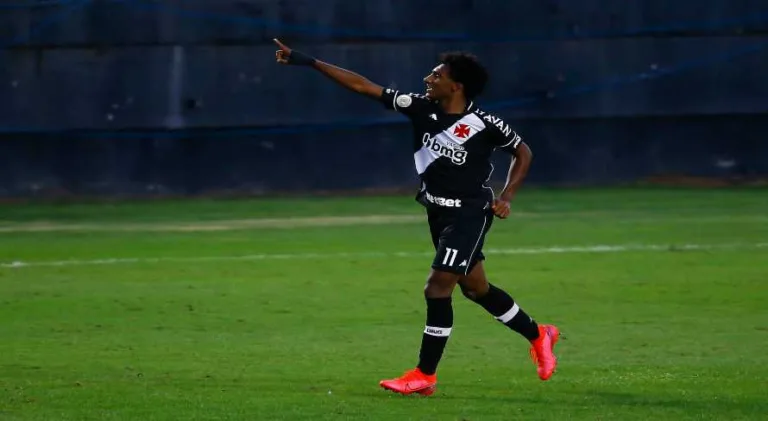 Talles Magno, ex-Vasco, está na mira de clube paulista