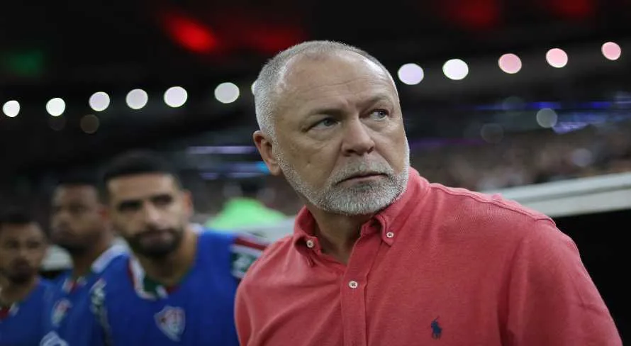Técnico do Fluminense abre o jogo sobre time misto em derrota na Copa do Brasil