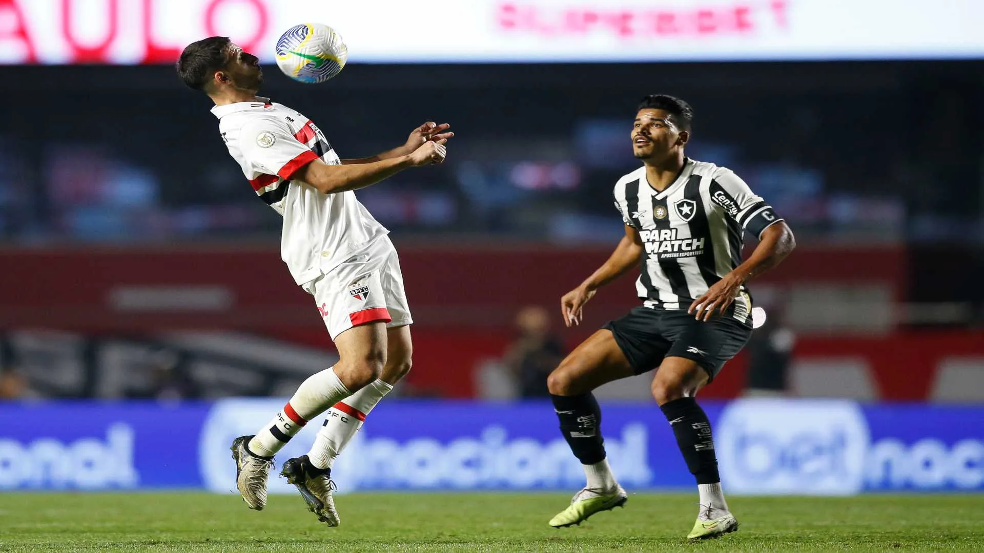 Richarlyson destaca favoritismo do Botafogo contra o SPFC na Libertadores