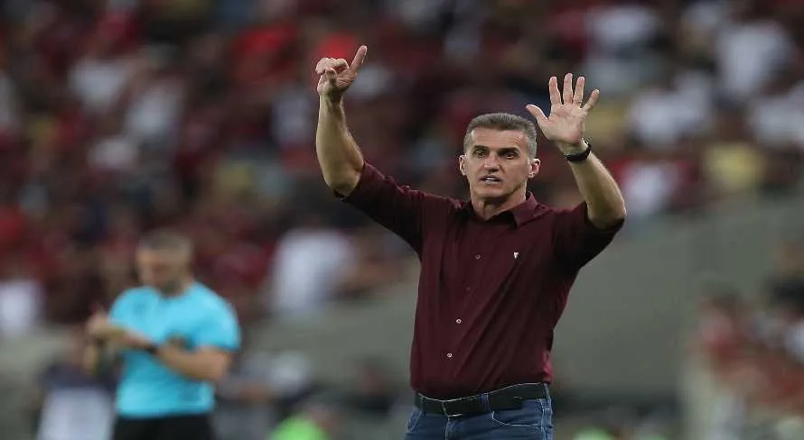 Atlético-GO demite Vágner Mancini e encaminha nova contratação