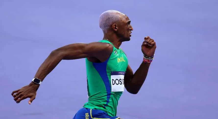 Olimpíadas: Alison dos Santos fatura o bronze nos 400m com barreiras