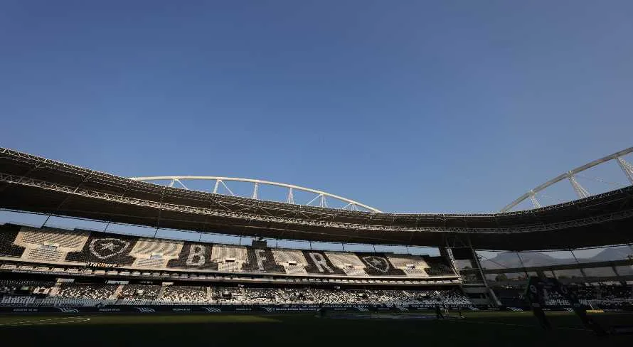 Botafogo é punido após bonecos enforcados de Leila Pereira e Ednaldo Rodrigues