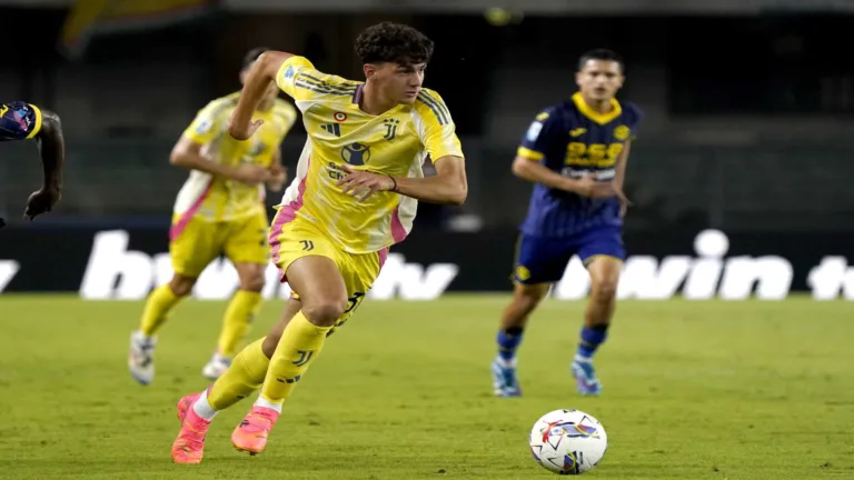 Juventus derrota Verona e segue com 100% de aproveitamento no Campeonato Italiano