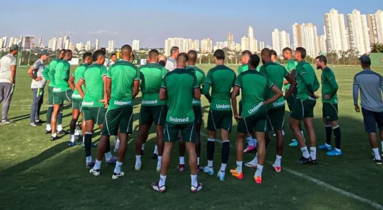 Goiás x Brusque: onde assistir à partida do Brasileirão Série B