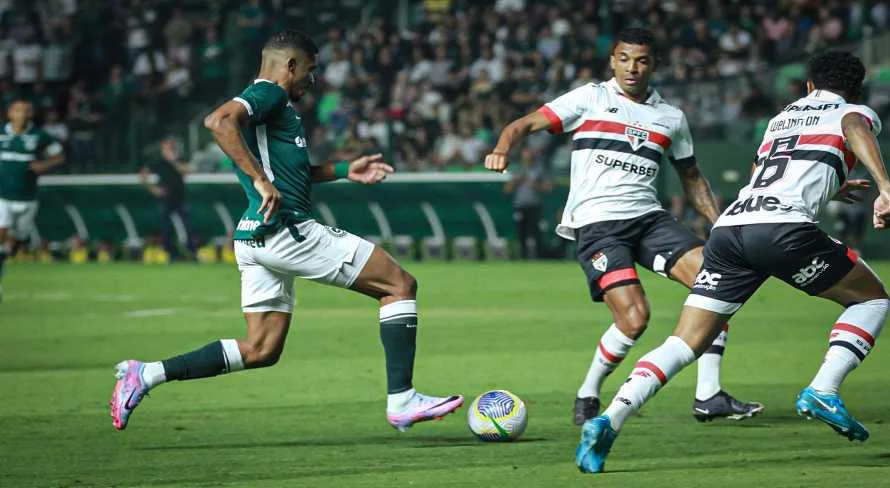 SPFC empata com Goiás e avança na Copa do Brasil
