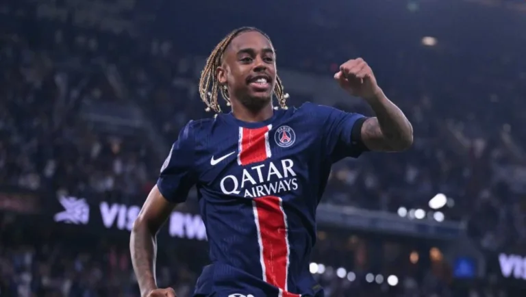 Ofensivo, PSG atropela Montpellier no Campeonato Francês