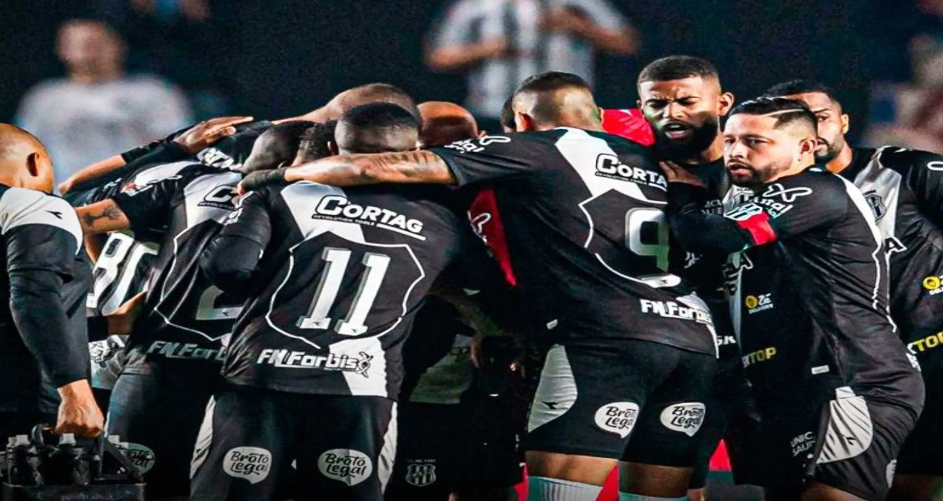 Valente, Ponte Preta busca o empate contra o Santos no Brasileirão Série B