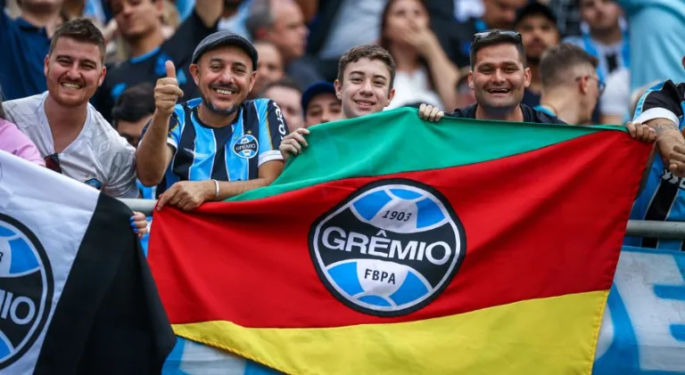 Grêmio em Curitiba supera público de Internacional no Beira-Rio