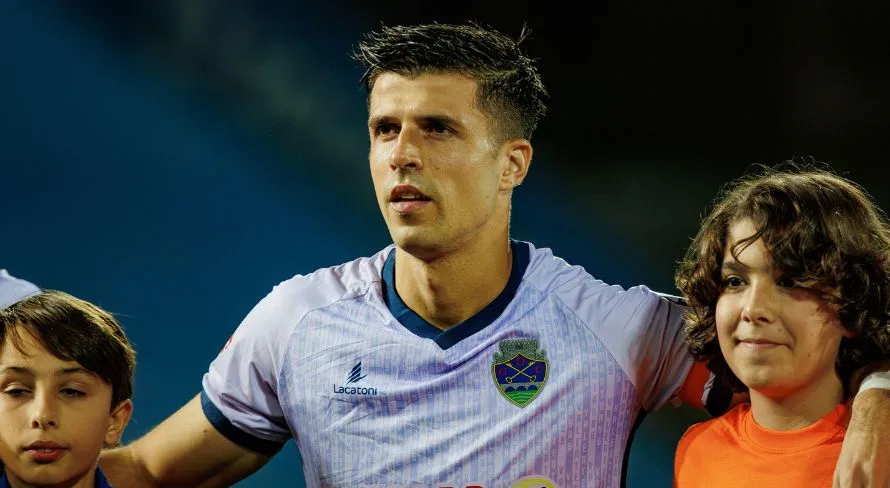 Corinthians emprega processo seletivo para contratar espanhol Héctor Hernández; entenda