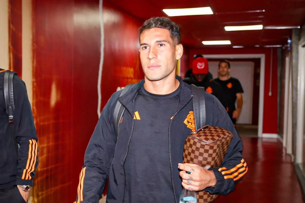 Hugo Mallo pelo Internacional