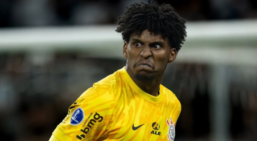 Hugo Souza, do Corinthians, ganha repercussão internacional: “Entrou para história”