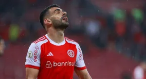 Internacional precisa focar na luta contra o rebaixamento no Brasileirão, afirma Lédio Carmona