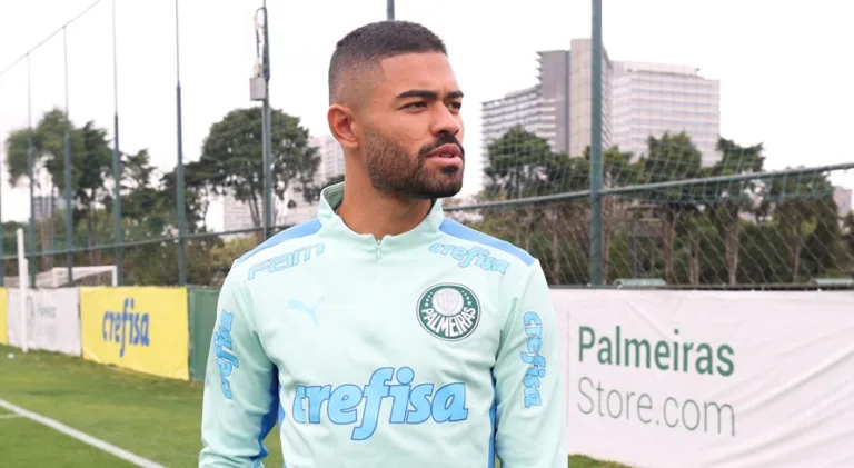 Internacional cogita contratação de meio-campista do Palmeiras