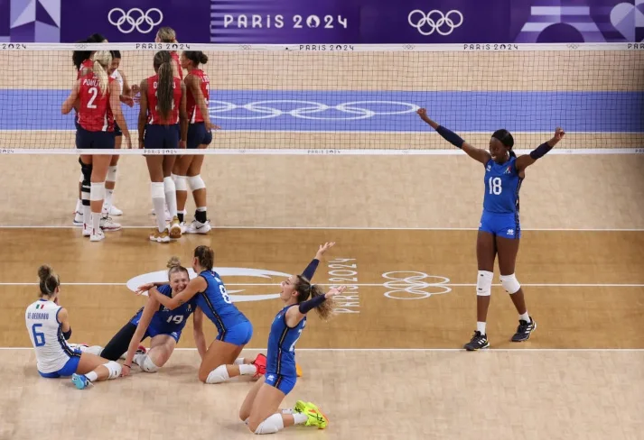 Itália brilha, vence os EUA e conquista o ouro inédito no vôlei feminino das Olimpíadas