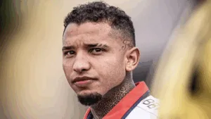 Esposa de Izquierdo publica carta de despedida ao jogador: “O amor da minha vida”