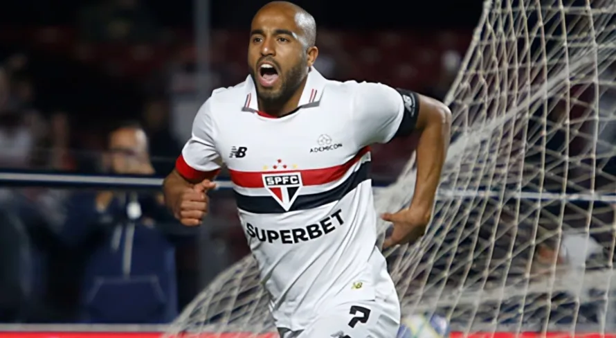 Lucas Moura crava centroavante de peso no Brasil hoje: “Faro de gol”