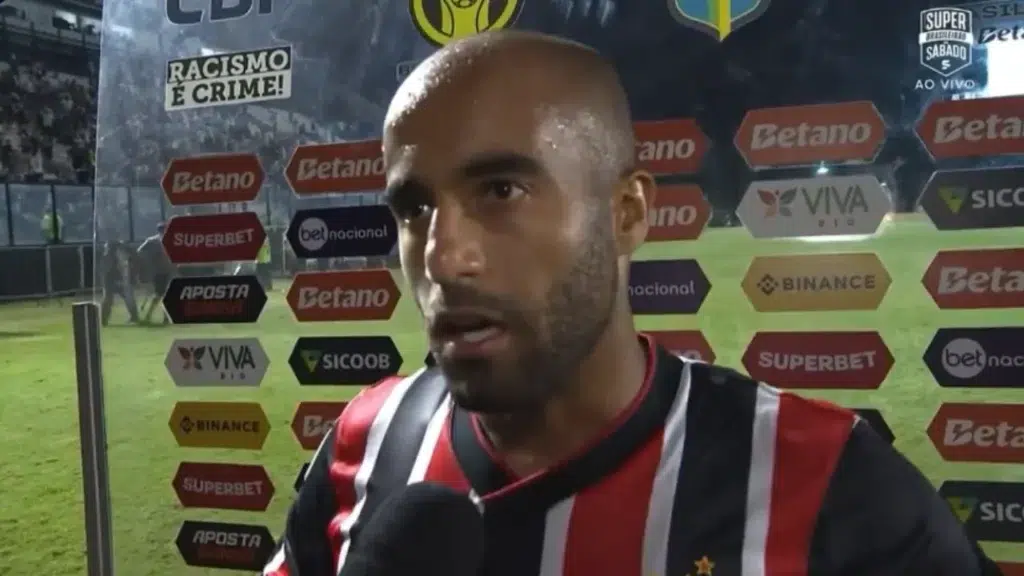 Lucas Moura admite problema de jogador no SPFC: “Pisou na bola”