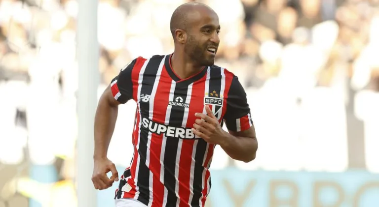 Lucas Moura cita aspecto em que está acima de Messi e Neymar