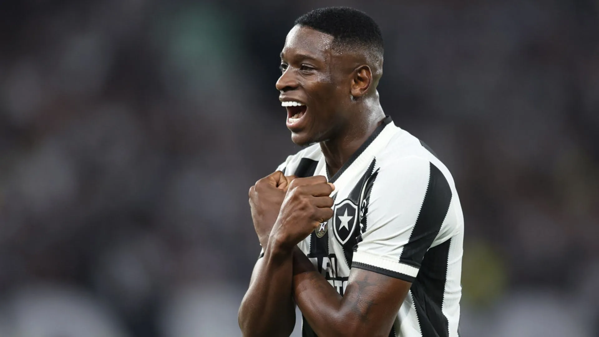 Luiz Henrique, do Botafogo, sinaliza referência no futebol: “Veio de baixo” 