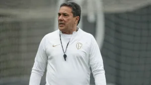 Luxemburgo cobra CBF e aponta dois técnicos fora da curva no Brasil