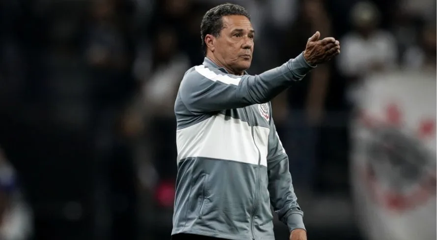 Luxemburgo exalta jogador do Corinthians: “Um talento”