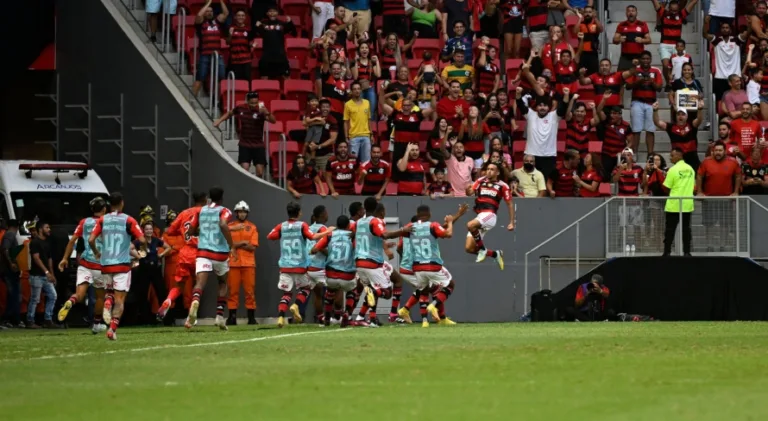 Pilhado indica saída para jogador do Flamengo: “Empresta”