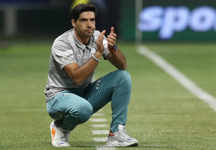 Milton Neves vê Palmeiras como “zebra” na disputa pelo título do Brasileirão mesmo após queda nas copas 