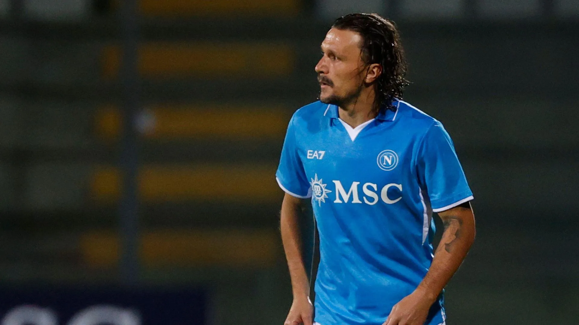 SPFC desiste de jogador da Napoli e busca alternativas para a lateral