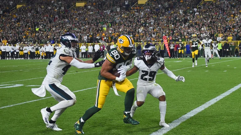 Philadelphia Eagles x Green Bay Packers: saiba onde assistir ao jogo da NFL no Brasil
