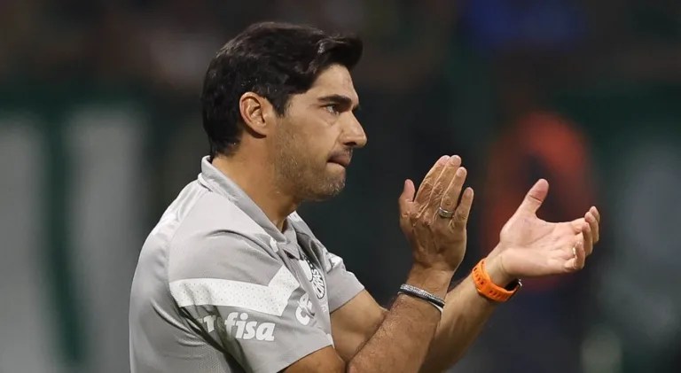 Alicia Klein afirma que o Palmeiras criou uma geração de torcedores mal-acostumados