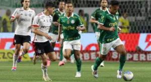 Pilhado faz lista de polêmicas em Palmeiras x Flamengo e cobra VAR