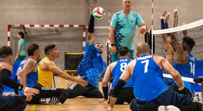 Paralimpíadas: delegações de três esportes chegam na França e aprovam instalações