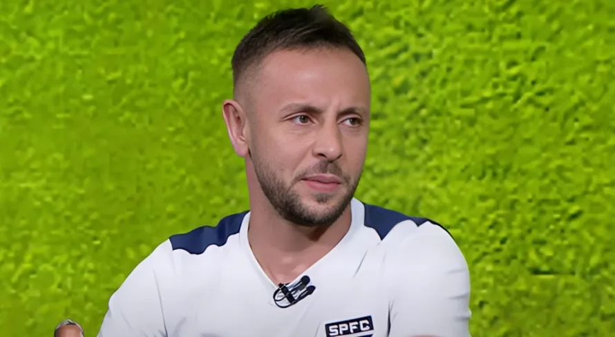 Rafinha ‘esquece’ Palmeiras e indica melhor time do Brasil hoje